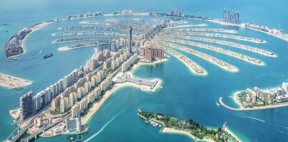 dubai-palm-jumeirah-island-shutterstock_1291548640.jpg_3ab124c2b9